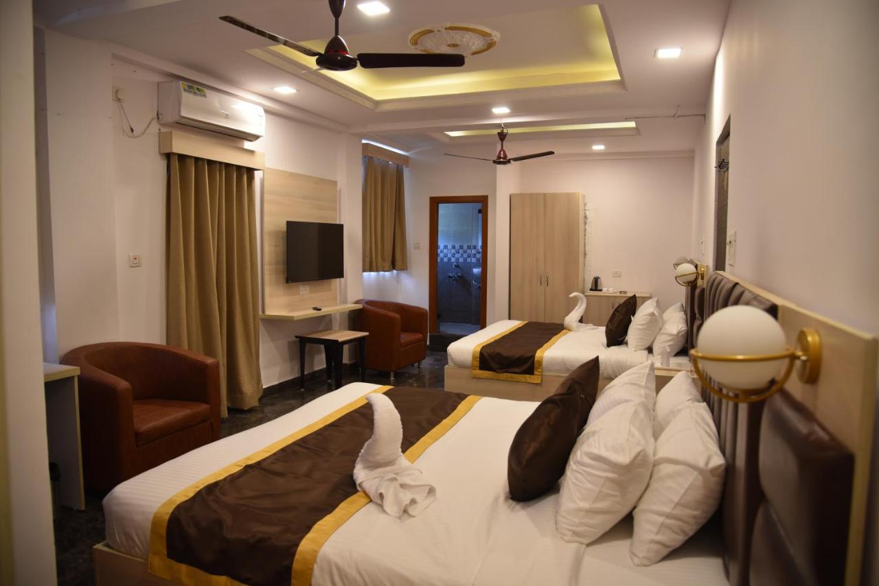 Clarissa Resort Goa Saligao エクステリア 写真